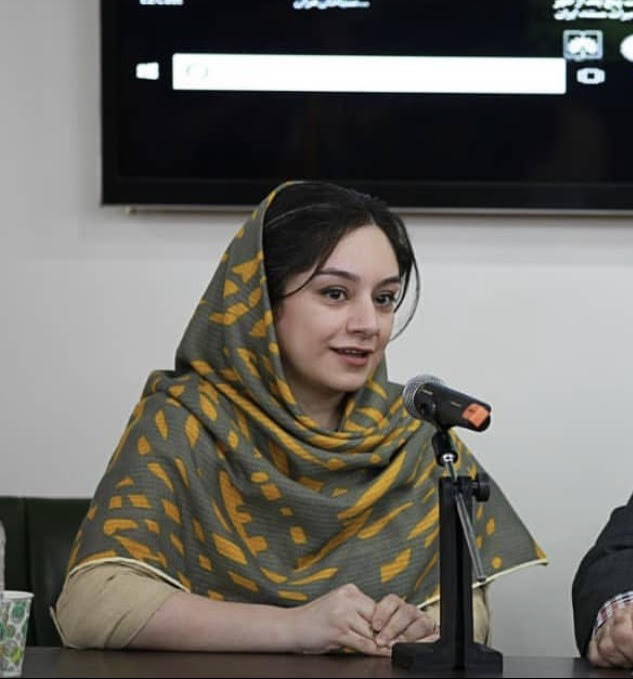 گلنار گلناریان