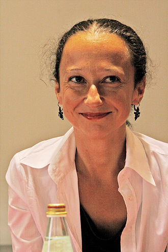 موریل باربری ( Muriel, Barbery )